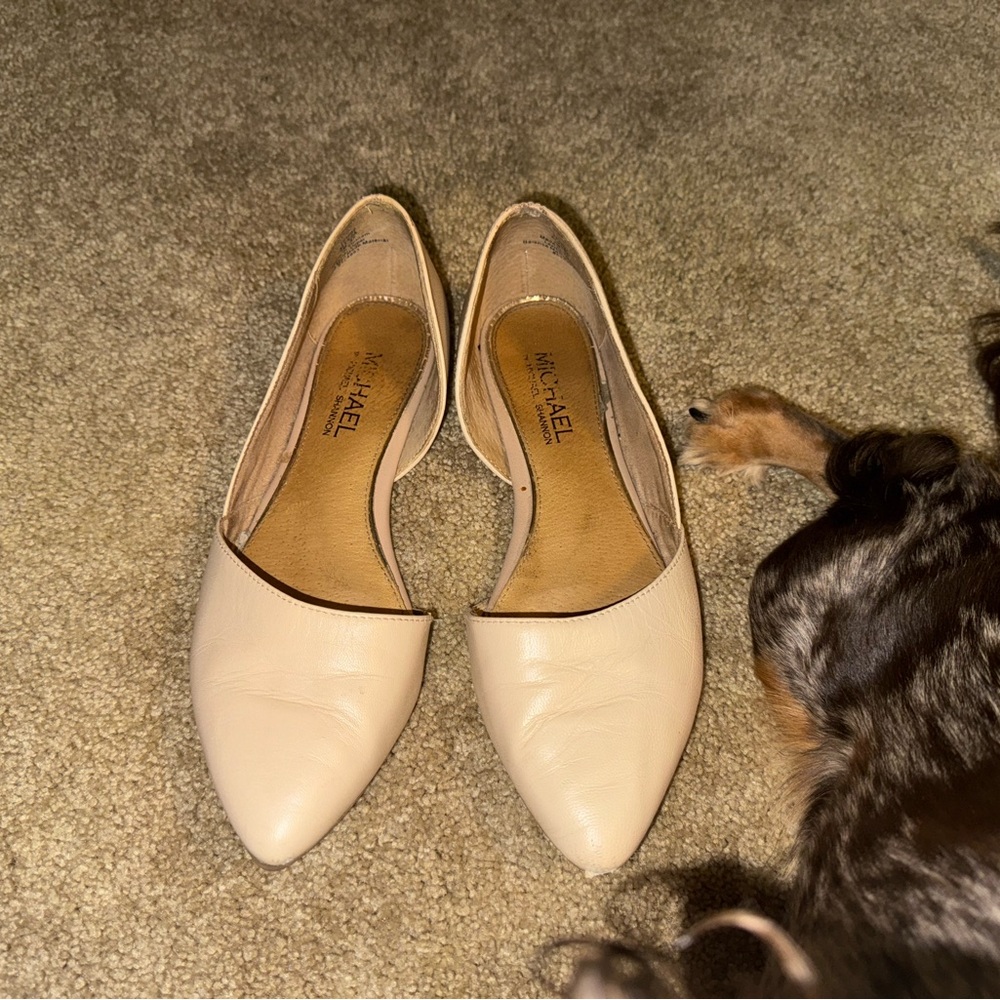 Michael Shannon Women's Cream Flats